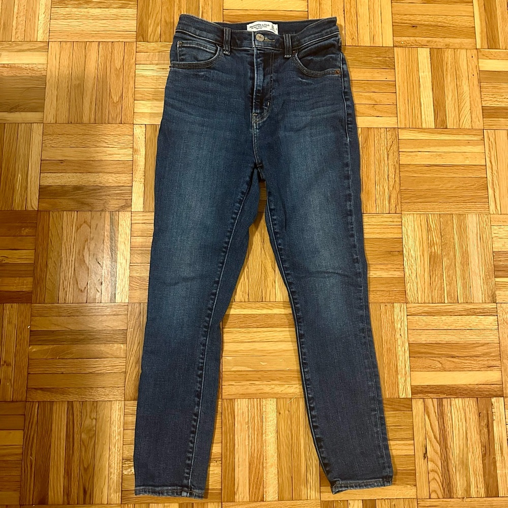 NWOT Abercrombie Skinny Ankle Jeans sz 24